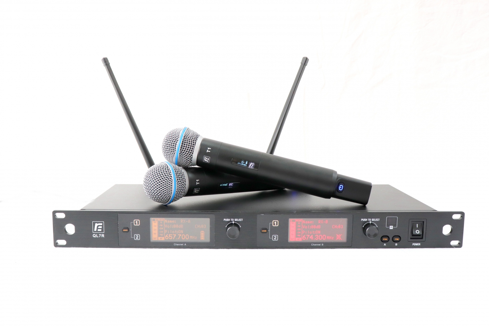 RFIntell QL7R/T1-A 651,800-683,400 МГц 2-канальная радиосистема с 2-мя ручными микрофонами в Волхове